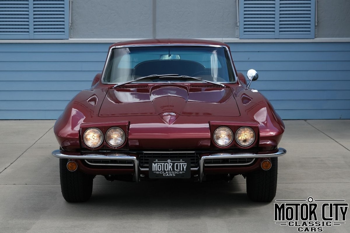 Chevrolet-Corvette-1967-9