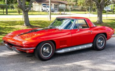 Chevrolet-Corvette-1967-Convertible-1