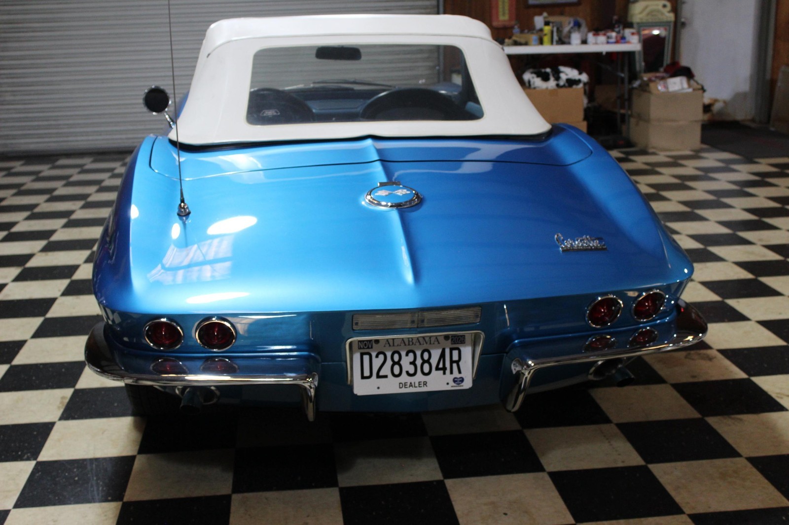 Chevrolet-Corvette-1967-Convertible-11