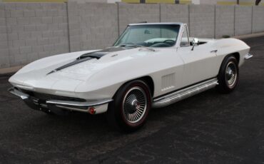 Chevrolet-Corvette-1967-Convertible-11