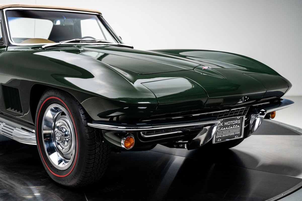 Chevrolet-Corvette-1967-Convertible-11