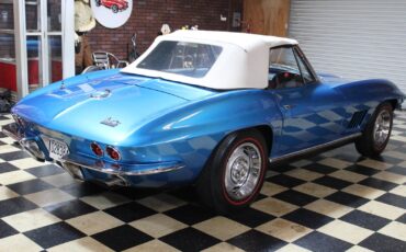 Chevrolet-Corvette-1967-Convertible-12