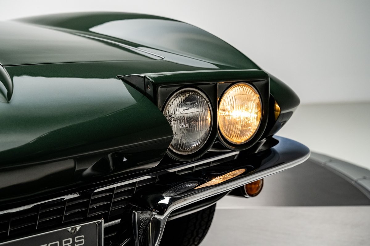 Chevrolet-Corvette-1967-Convertible-13