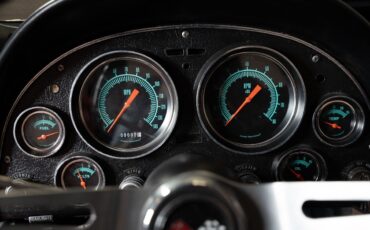 Chevrolet-Corvette-1967-Convertible-15