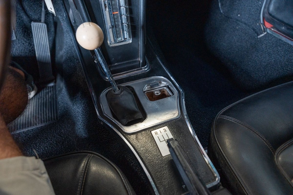 Chevrolet-Corvette-1967-Convertible-18