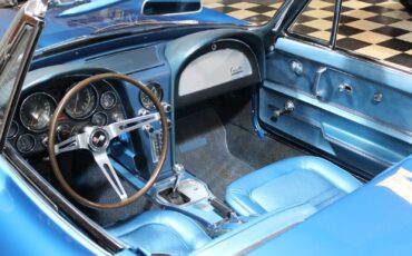 Chevrolet-Corvette-1967-Convertible-19