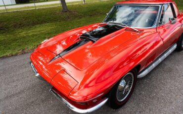 Chevrolet-Corvette-1967-Convertible-2