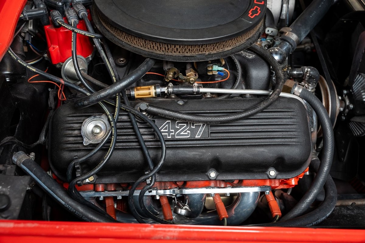 Chevrolet-Corvette-1967-Convertible-21