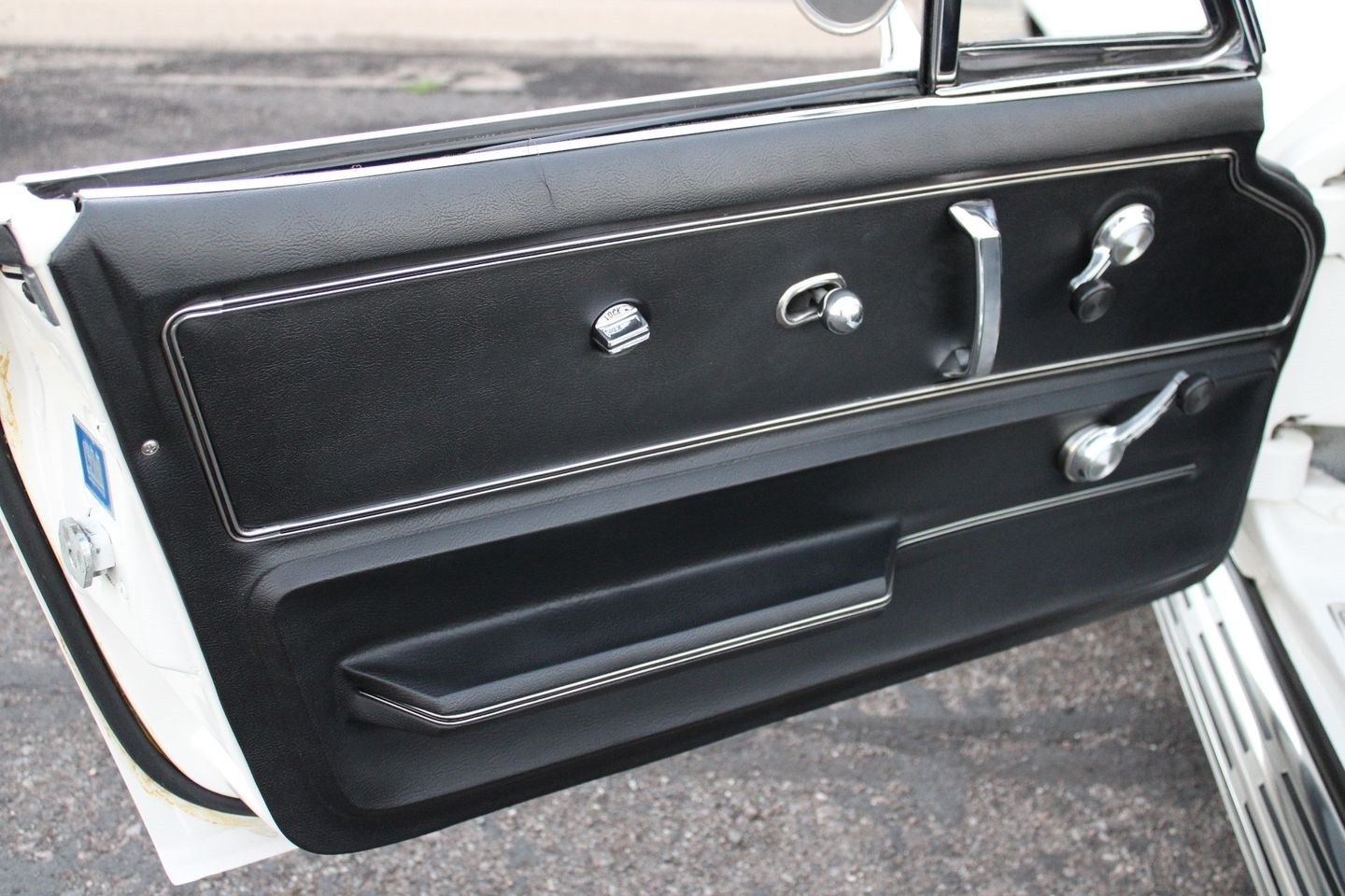 Chevrolet-Corvette-1967-Convertible-22