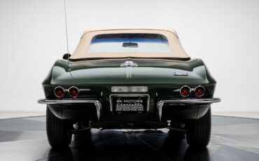 Chevrolet-Corvette-1967-Convertible-23