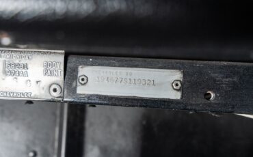 Chevrolet-Corvette-1967-Convertible-24