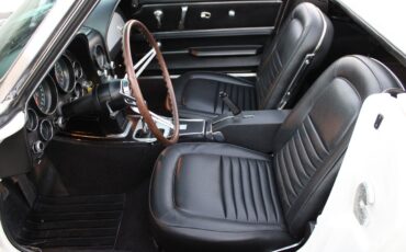 Chevrolet-Corvette-1967-Convertible-24