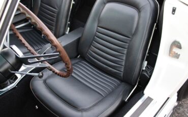 Chevrolet-Corvette-1967-Convertible-25