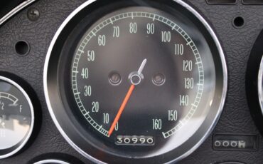 Chevrolet-Corvette-1967-Convertible-29