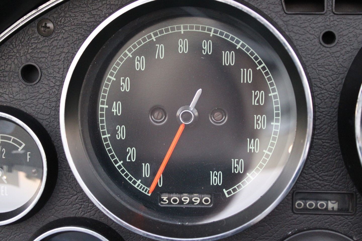 Chevrolet-Corvette-1967-Convertible-29