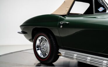 Chevrolet-Corvette-1967-Convertible-31