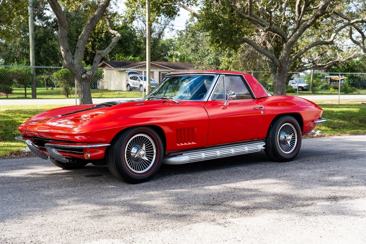 Chevrolet-Corvette-1967-Convertible-35