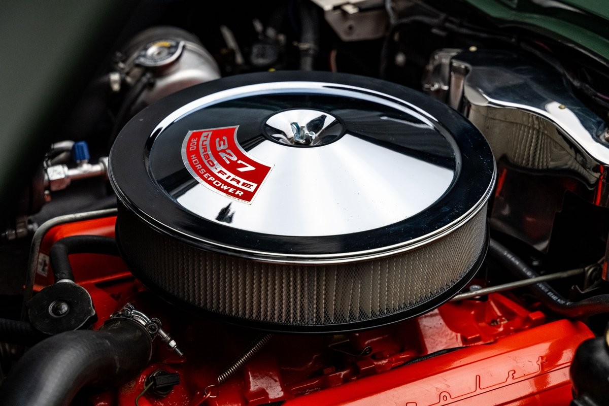 Chevrolet-Corvette-1967-Convertible-38