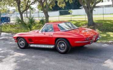 Chevrolet-Corvette-1967-Convertible-39