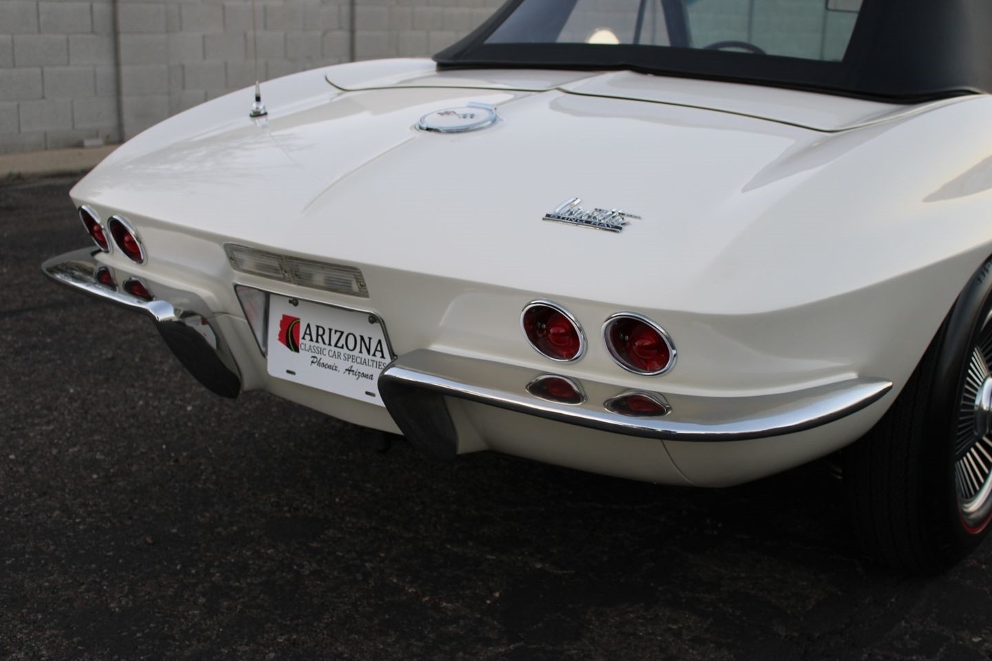 Chevrolet-Corvette-1967-Convertible-6