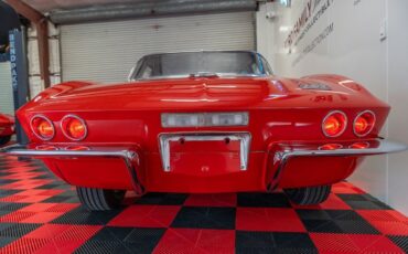 Chevrolet-Corvette-1967-Convertible-6