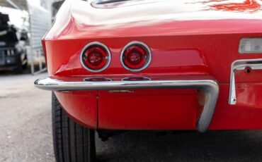 Chevrolet-Corvette-1967-Convertible-7