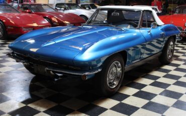 Chevrolet-Corvette-1967-Convertible-9