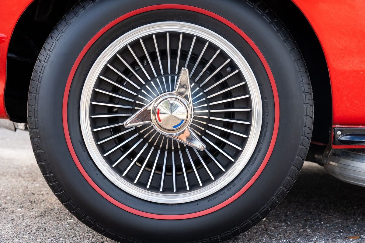 Chevrolet-Corvette-1967-Convertible-9