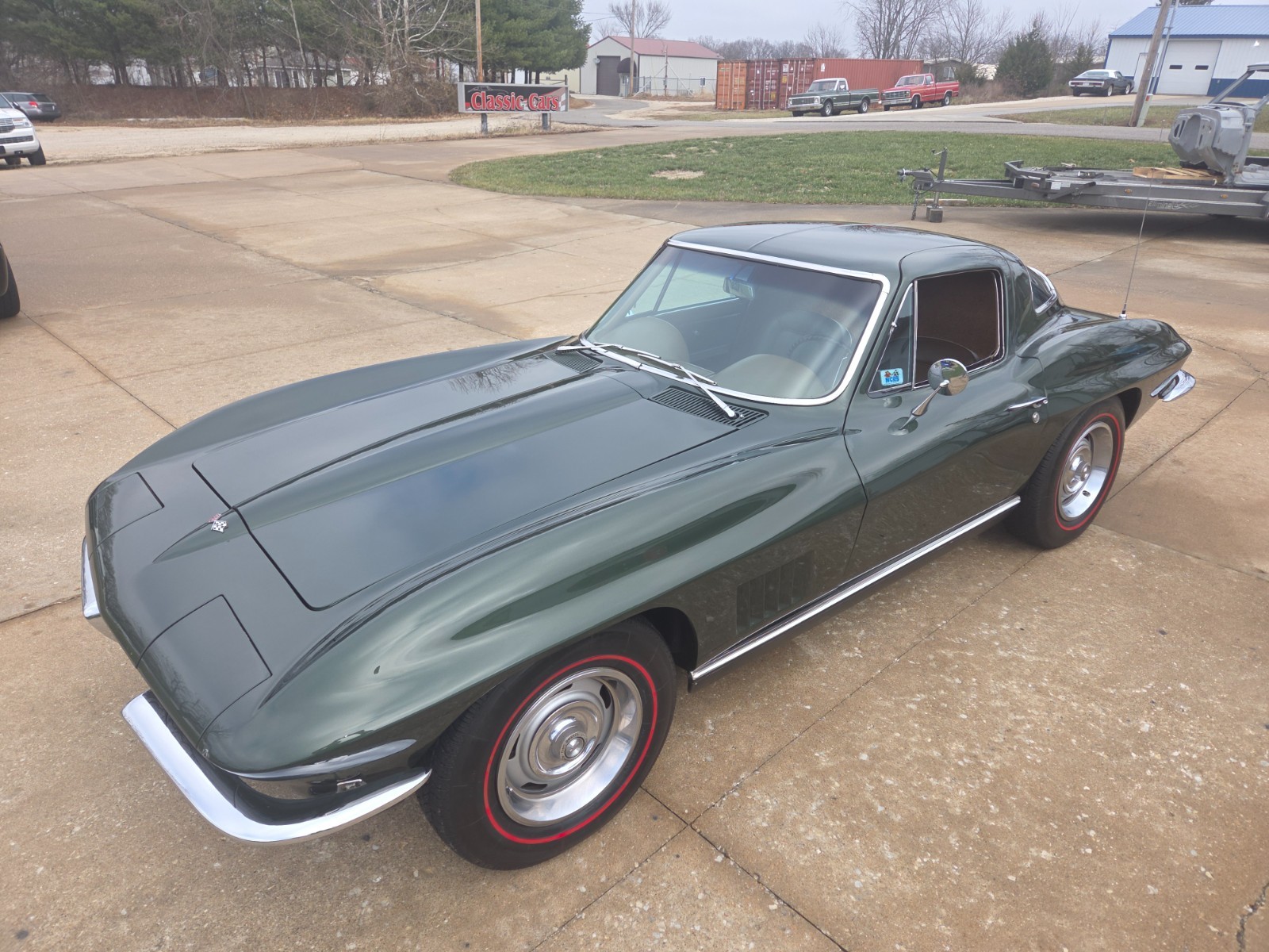 Chevrolet-Corvette-1967-Coupe-1