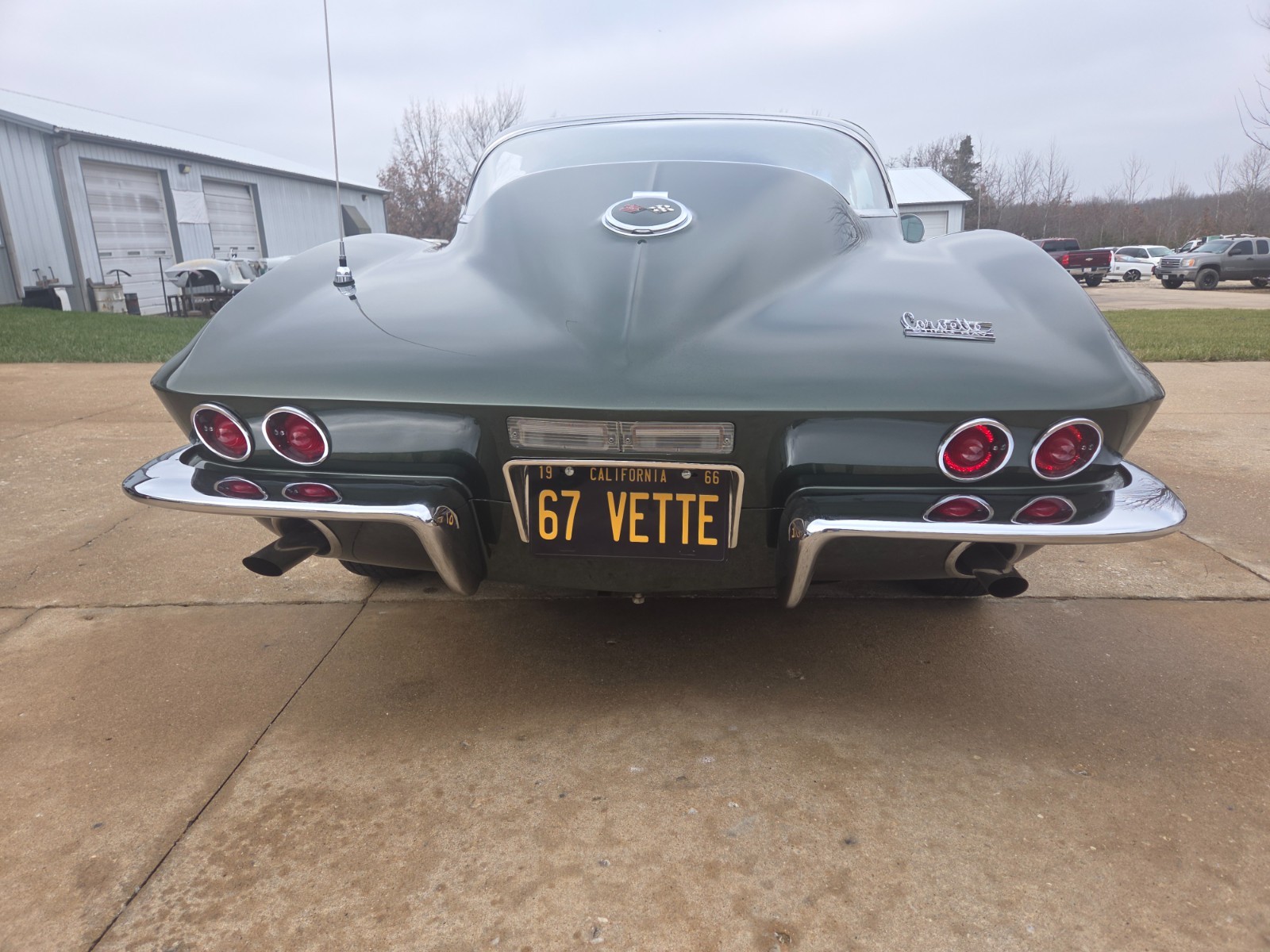 Chevrolet-Corvette-1967-Coupe-10