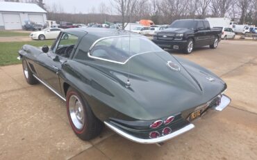 Chevrolet-Corvette-1967-Coupe-12