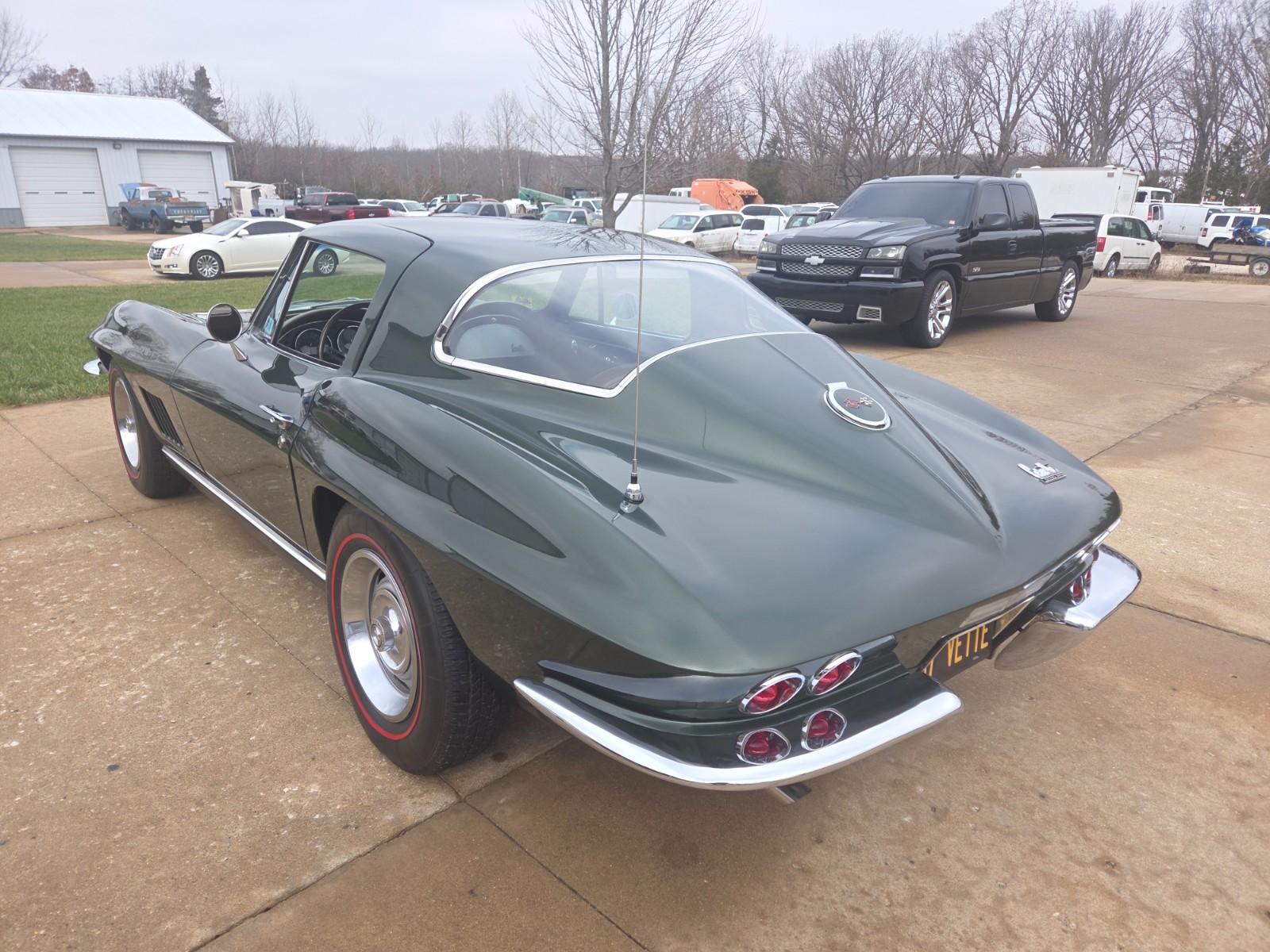 Chevrolet-Corvette-1967-Coupe-12