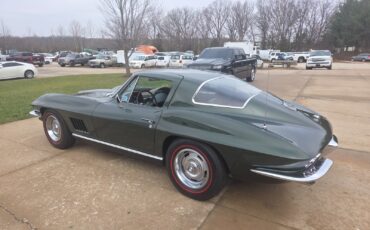 Chevrolet-Corvette-1967-Coupe-13