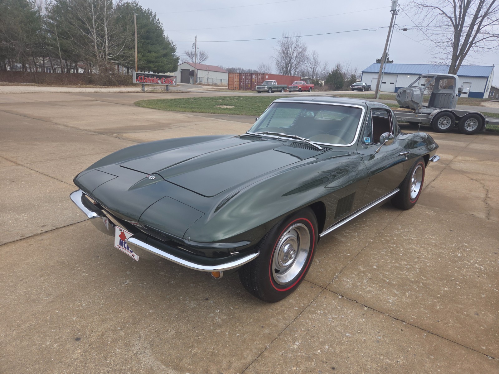 Chevrolet-Corvette-1967-Coupe-2