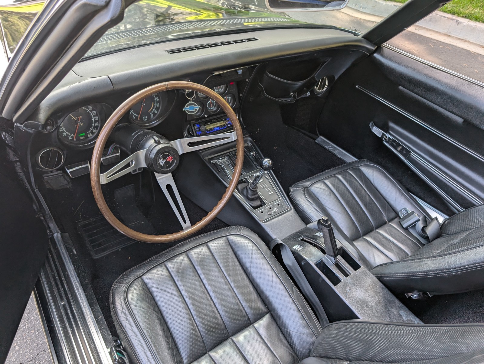 Chevrolet-Corvette-1968-Convertible-16