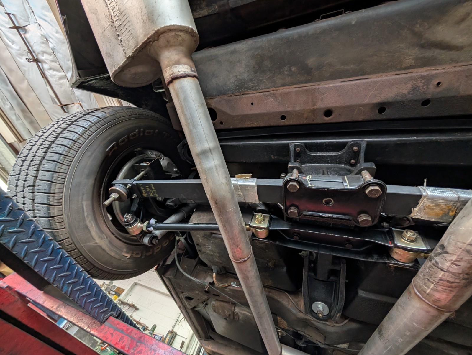 Chevrolet-Corvette-1968-Convertible-21