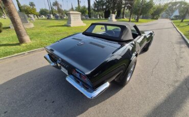 Chevrolet-Corvette-1968-Convertible-4