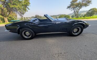 Chevrolet-Corvette-1968-Convertible-9