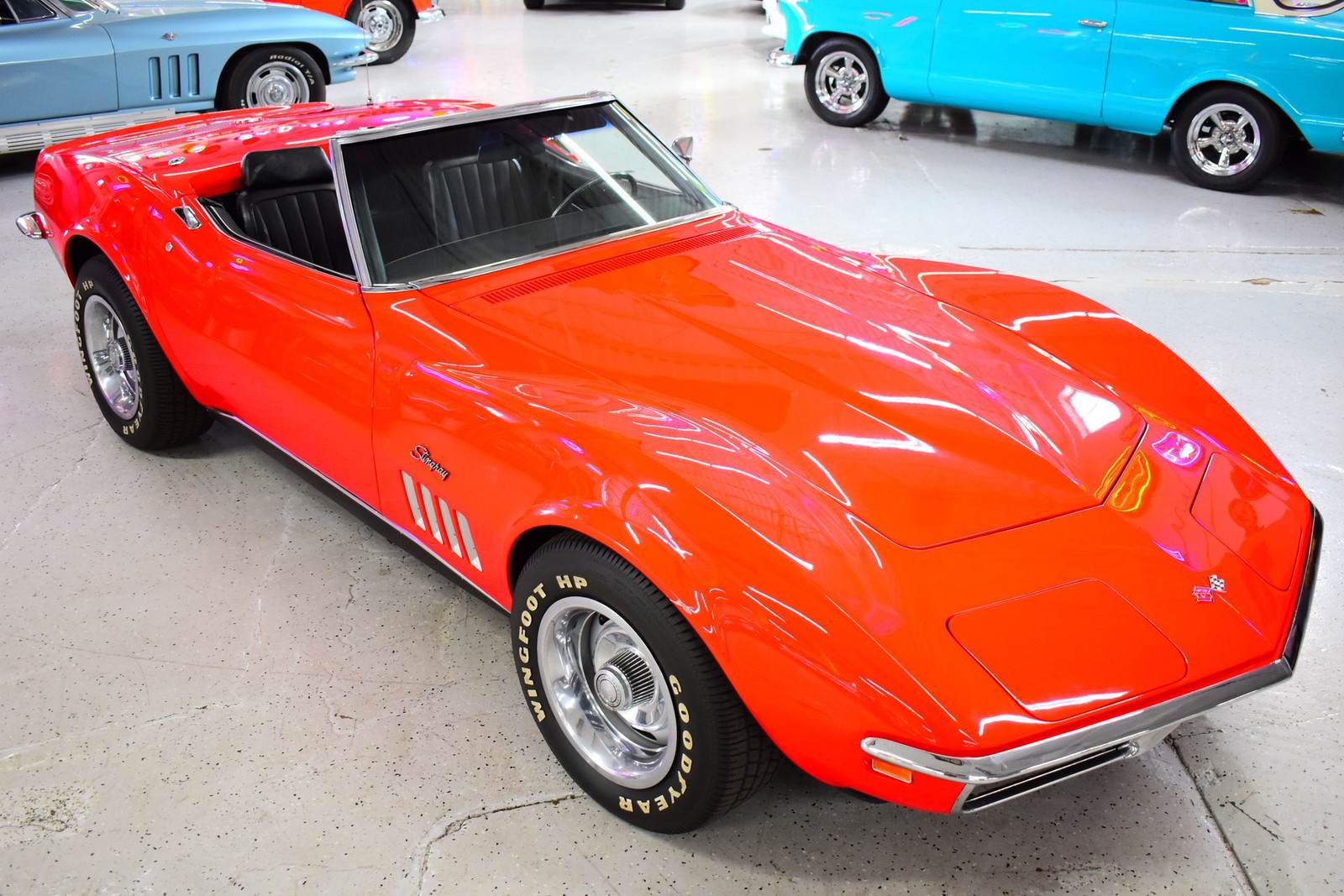 Chevrolet-Corvette-1969-Convertible-1