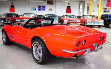 Chevrolet-Corvette-1969-Convertible-16