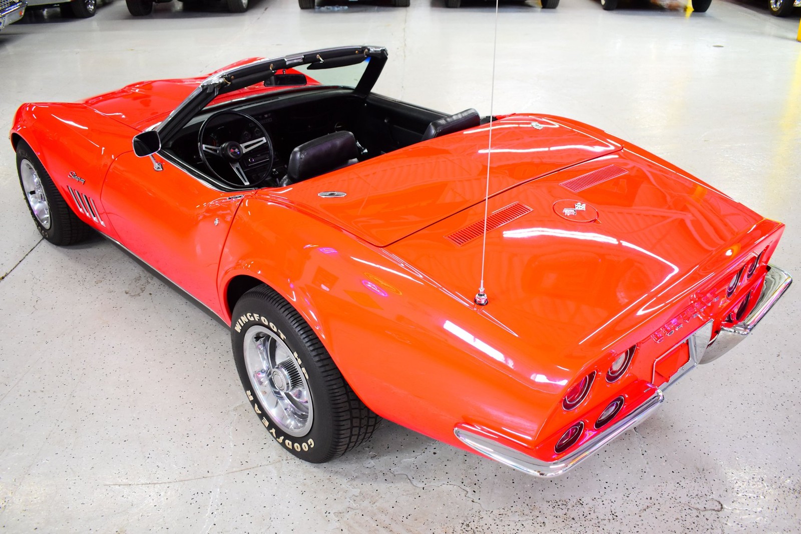 Chevrolet-Corvette-1969-Convertible-17