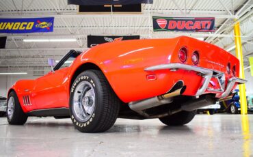 Chevrolet-Corvette-1969-Convertible-18