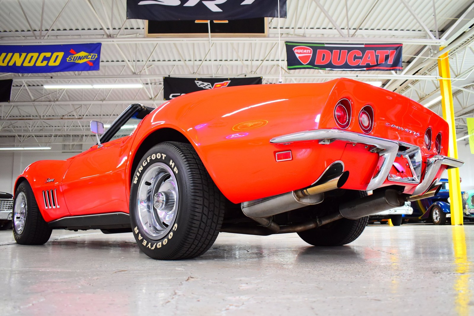 Chevrolet-Corvette-1969-Convertible-18