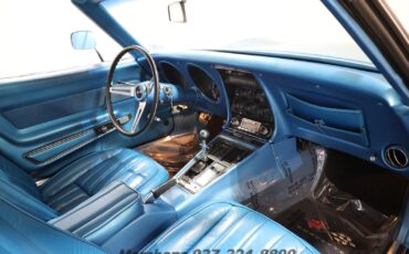 Chevrolet-Corvette-1969-Coupe-10