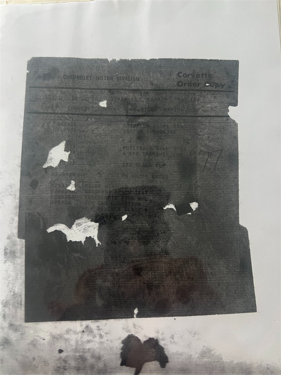 Chevrolet-Corvette-1969-Coupe-17