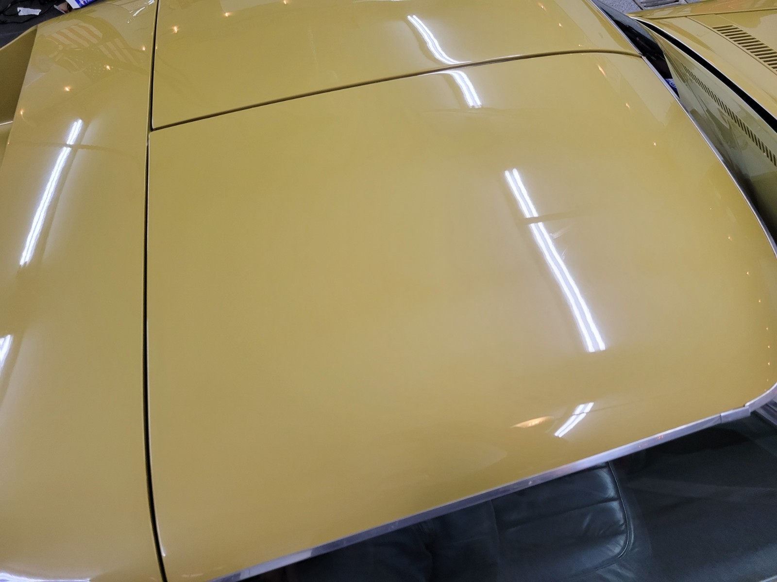 Chevrolet-Corvette-1969-Coupe-23