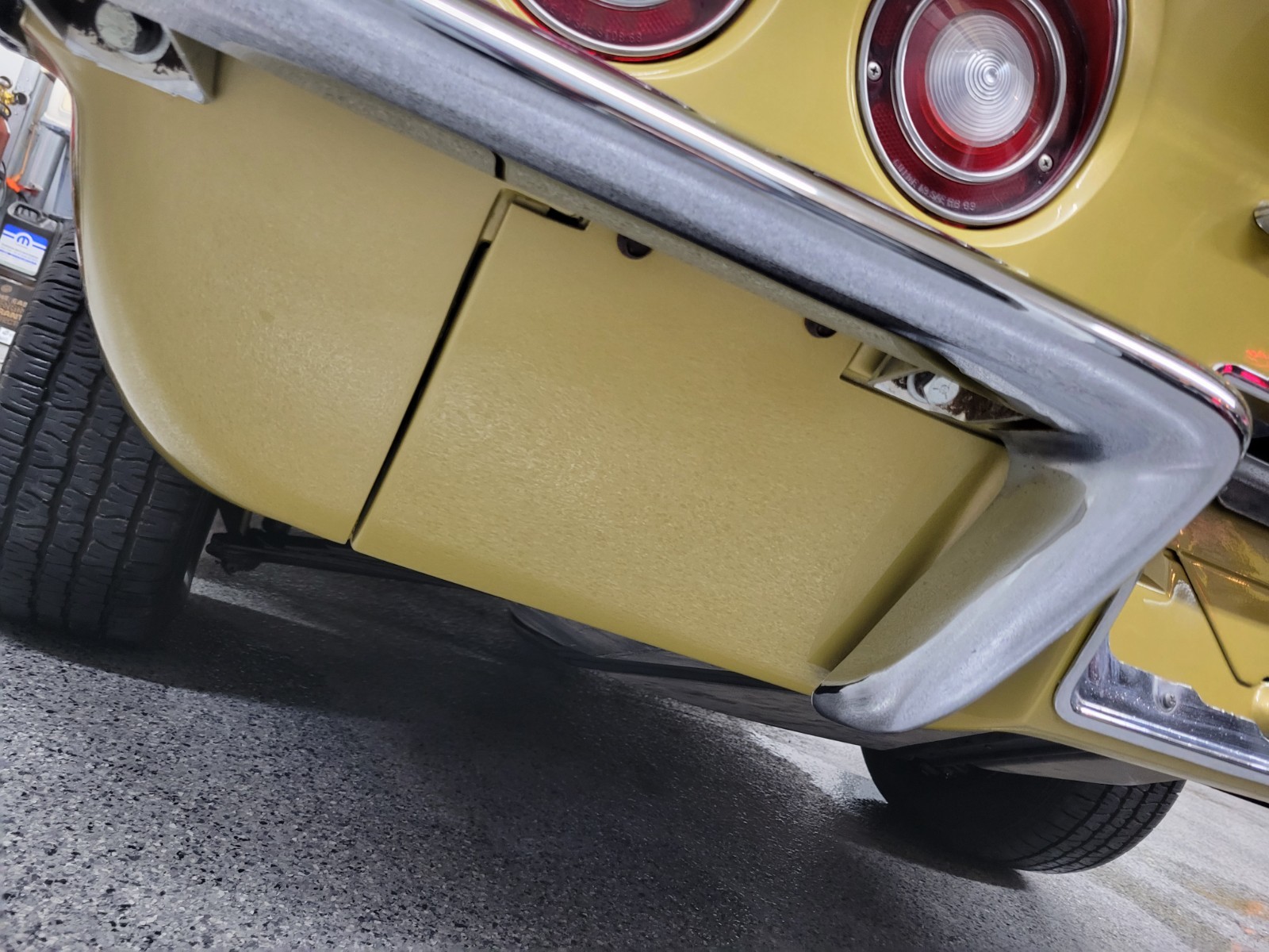 Chevrolet-Corvette-1969-Coupe-28