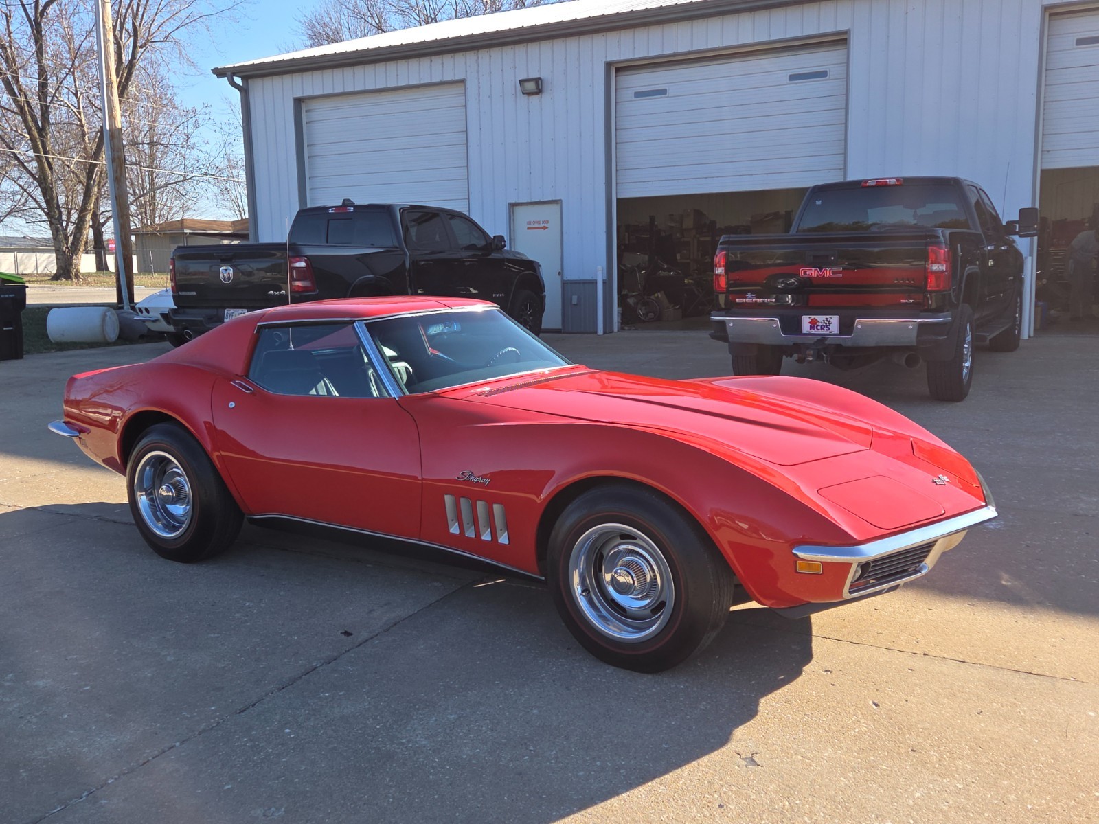 Chevrolet-Corvette-1969-Coupe-5