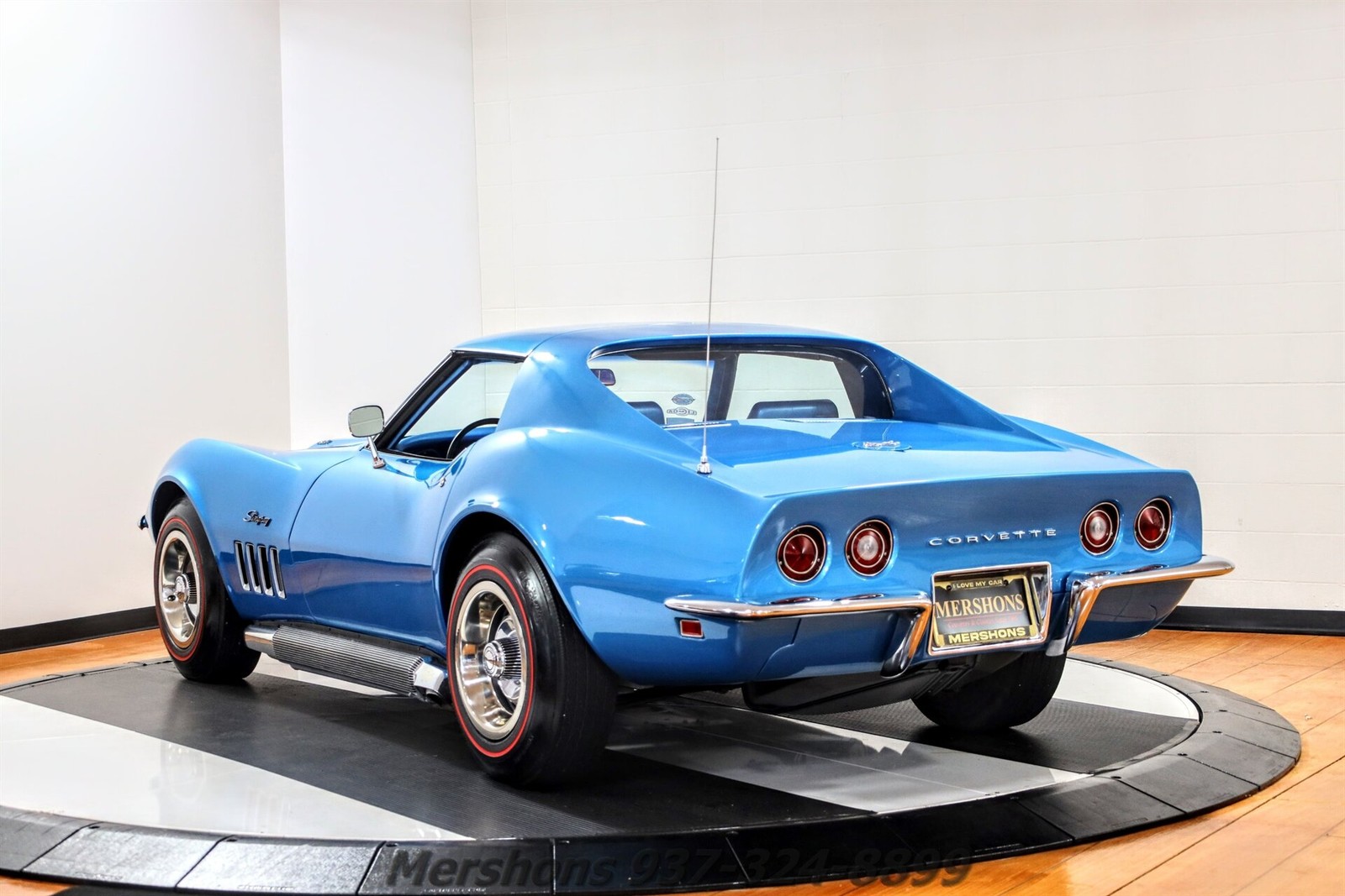 Chevrolet-Corvette-1969-Coupe-8
