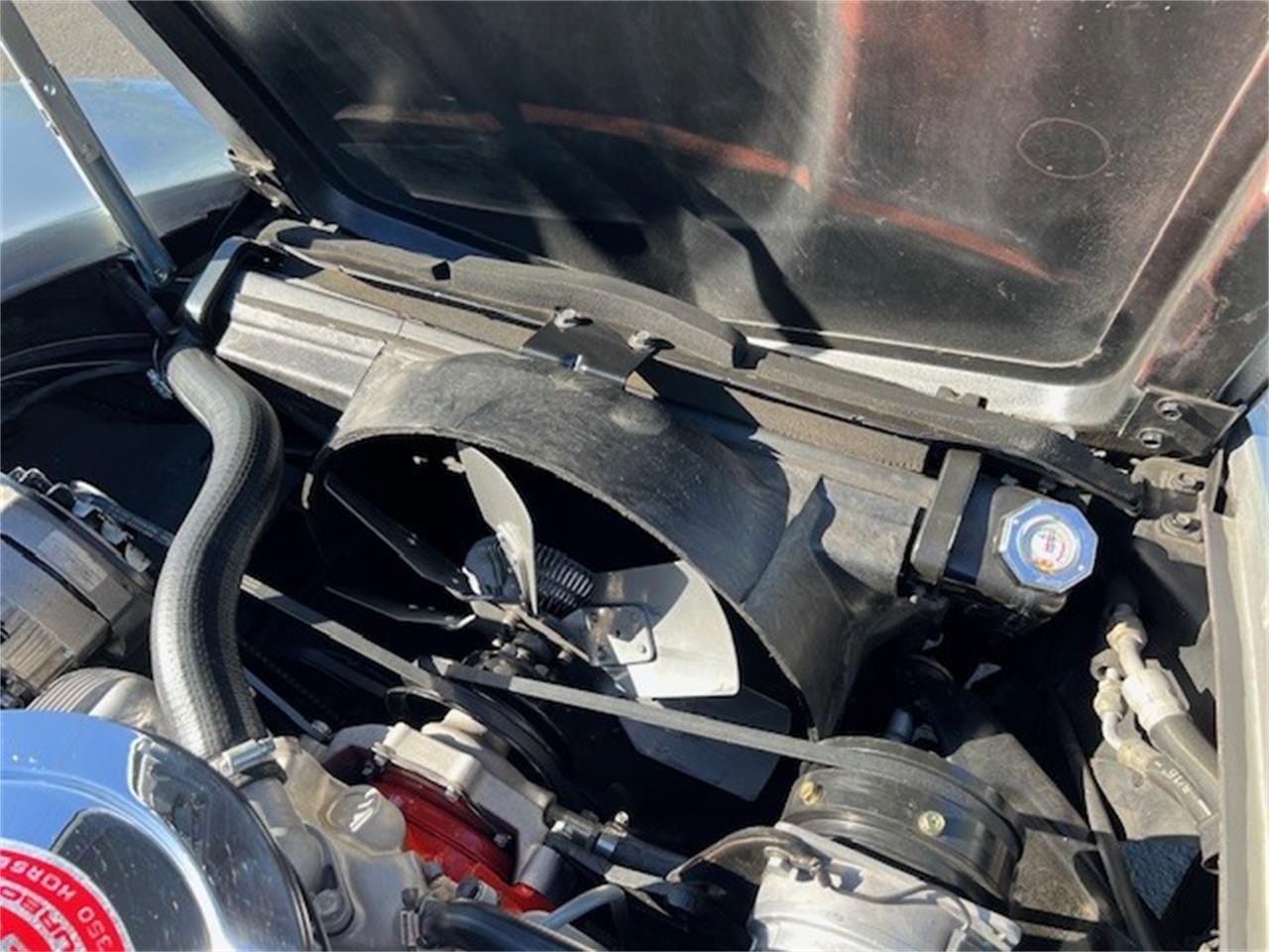 Chevrolet-Corvette-1970-Cortez-Silver-Black-11